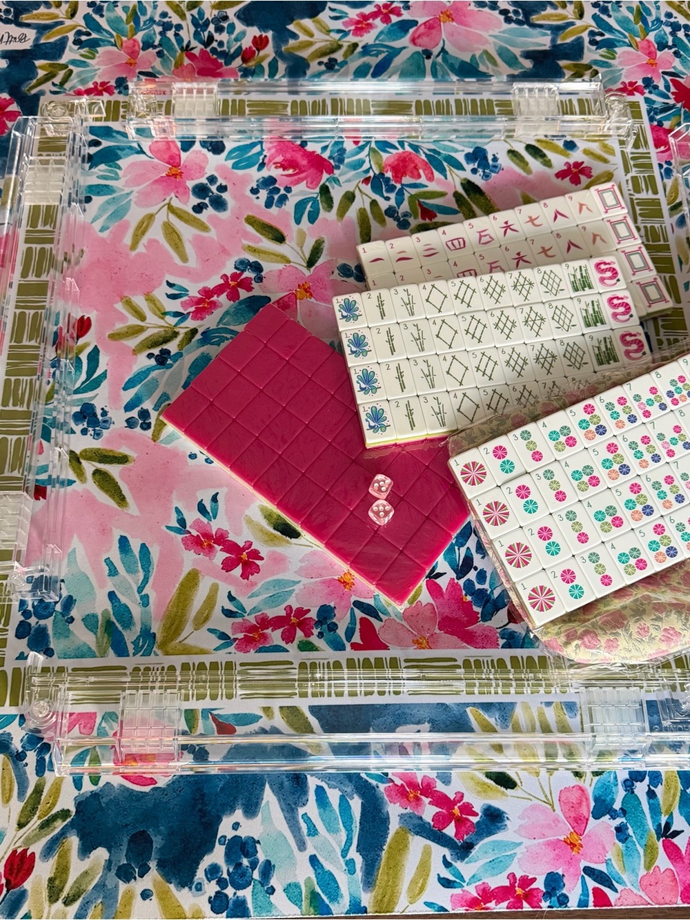 Mahjong Tiles, mat, racks and dice set - NEW - Picture 2 of 14